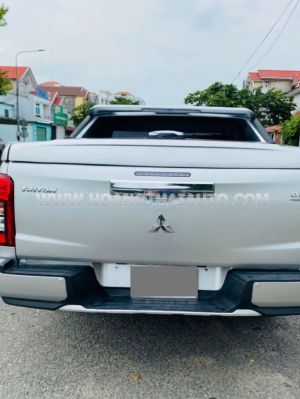 Xe Mitsubishi Triton 4x2 AT Mivec 2019