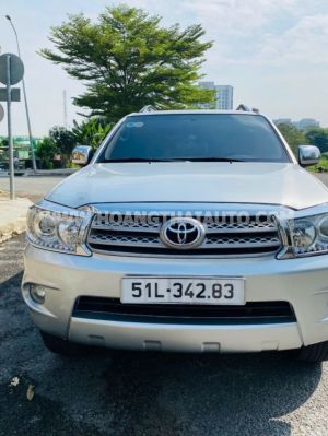 Xe Toyota Fortuner 2.7V 4x4 AT 2010