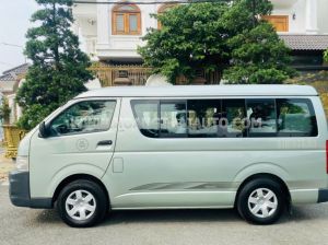 Xe Toyota Hiace 2.7 2009