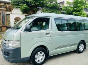 Xe Toyota Hiace 2.7 2009