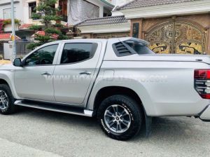 Xe Mitsubishi Triton 4x2 AT Mivec Base 2019