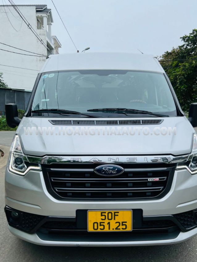 Ford Transit Tiêu chuẩn 2023