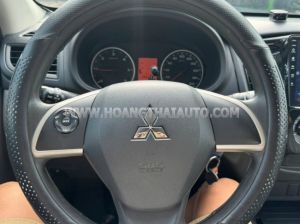 Xe Mitsubishi Triton 4x2 MT 2019