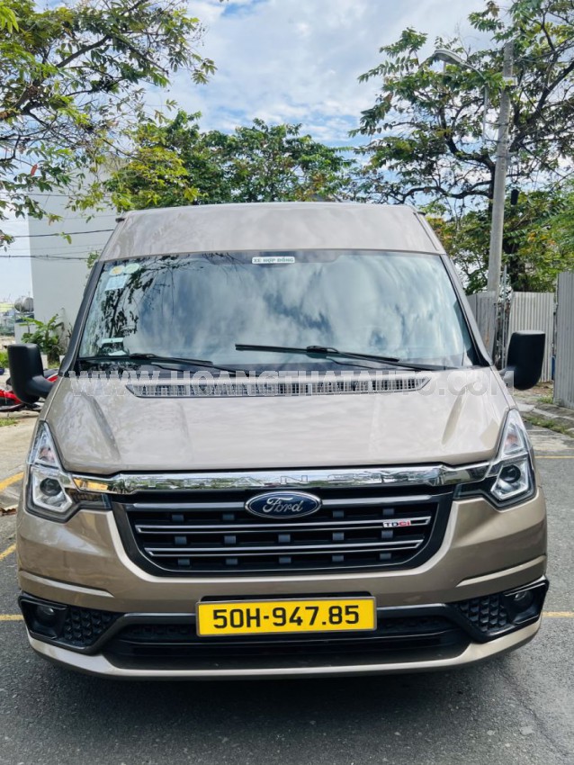Ford Transit Tiêu chuẩn 2023