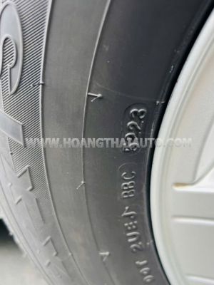 Xe Ford Transit Tiêu chuẩn 2023