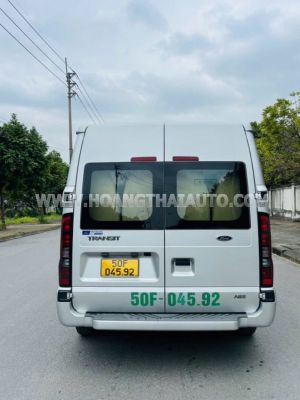 Xe Ford Transit Tiêu chuẩn 2023