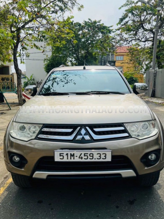 Mitsubishi Pajero Sport 3.0G 4x2 AT 2015