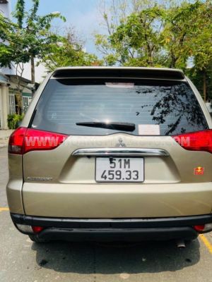 Xe Mitsubishi Pajero Sport 3.0G 4x2 AT 2015