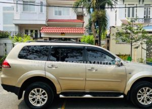 Xe Mitsubishi Pajero Sport 3.0G 4x2 AT 2015