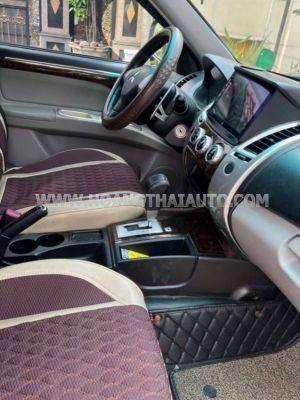 Xe Mitsubishi Pajero Sport 3.0G 4x2 AT 2015