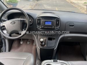 Xe Hyundai Grand Starex Van 2.5 MT 2016