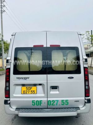 Xe Ford Transit Tiêu chuẩn 2023