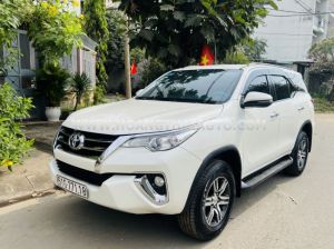 Xe Toyota Fortuner 2.7V 4x2 AT 2020