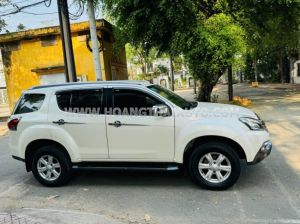 Xe Isuzu MU-X 3.0 4X2 AT 2017