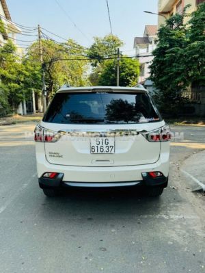 Xe Isuzu MU-X 3.0 4X2 AT 2017