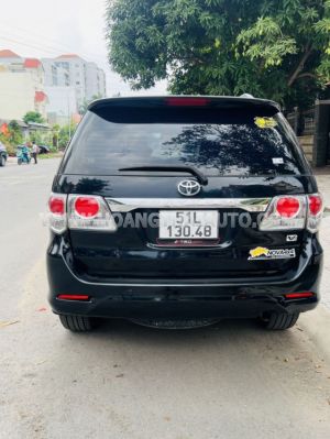 Xe Toyota Fortuner 2.7V 4x2 AT 2014