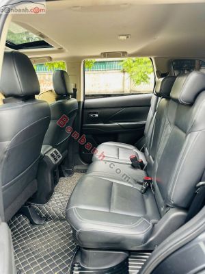 Xe Mitsubishi Outlander Premium 2.0 CVT 2021