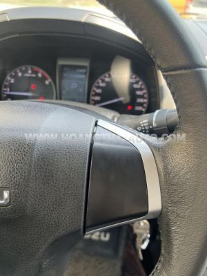 Xe Isuzu Dmax LS 2.5 4x2 AT 2016