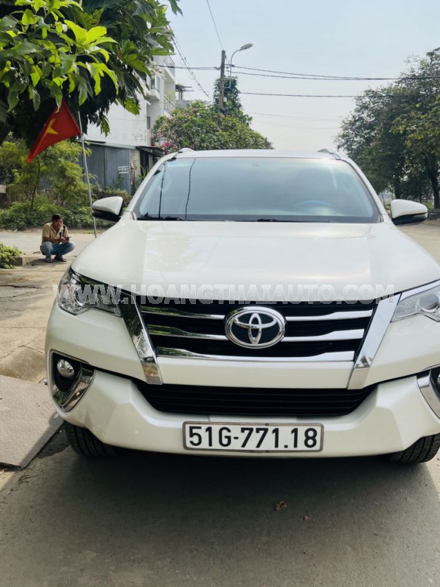 Toyota Fortuner 2.7V 4x2 AT