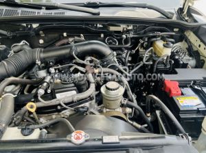 Xe Toyota Fortuner 2.7V 4x2 AT 2020