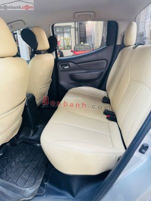 Xe Mitsubishi Triton  2016