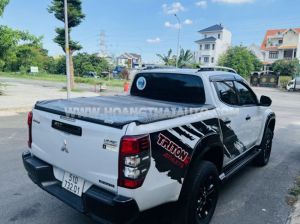 Xe Mitsubishi Triton Athlete 4x4 AT Mivec 2021