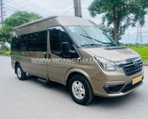 Xe Ford Transit Tiêu chuẩn 2023