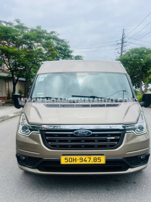 Ford Transit Tiêu chuẩn