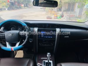 Xe Toyota Fortuner 2.7V 4x2 AT 2020