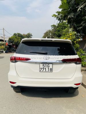 Xe Toyota Fortuner 2.7V 4x2 AT 2020