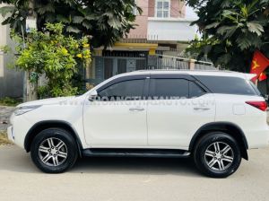 Xe Toyota Fortuner 2.7V 4x2 AT 2020