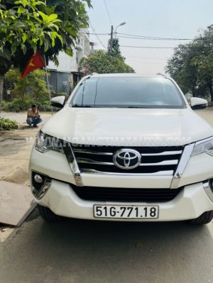 Xe Toyota Fortuner 2.7V 4x2 AT 2020