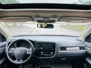 Xe Mitsubishi Outlander Premium 2.0 CVT 2021