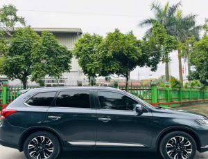 Xe Mitsubishi Outlander Premium 2.0 CVT 2021