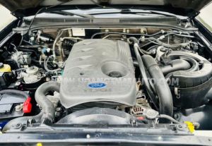 Xe Ford Everest 2.5L 4x4 MT 2013